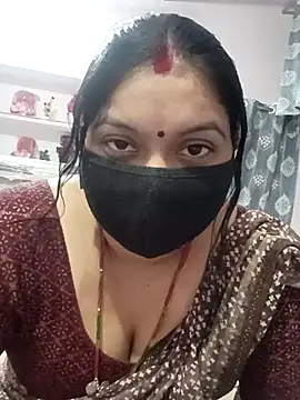 Snapshot of Best_couple2001 chatting on November 2025 06:34:01 AM Best couple2001 online show from November 2025 06:34:01 AM