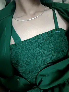 Snapshot of Kissu-Jaan chatting on October 2025 04:53:02 PM Kissu-Jaan online show from October 2025 04:53:02 PM