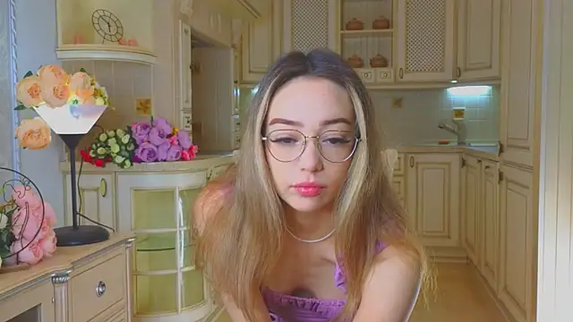 Snapshot of DeiraCharson chatting on November 2025 03:18:02 AM DeiraCharson online show from November 2025 03:18:02 AM