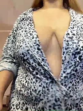 Snapshot of kittykelly chatting on October 2025 10:06:01 AM kittykelly online show from October 2025 10:06:01 AM