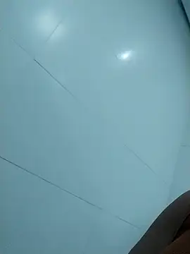 Snapshot of lovecarolyne chatting on November 2025 04:39:02 PM lovecarolyne online show from November 2025 04:39:02 PM