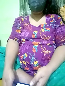 Snapshot of Nupur-00 chatting on November 2025 08:40:02 PM Nupur-00 online show from November 2025 08:40:02 PM