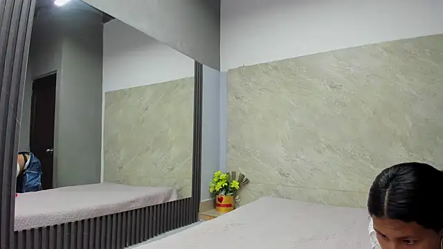 Snapshot of Sarahh-19 chatting on November 2025 11:54:01 AM Sarahh-19 online show from November 2025 11:54:01 AM