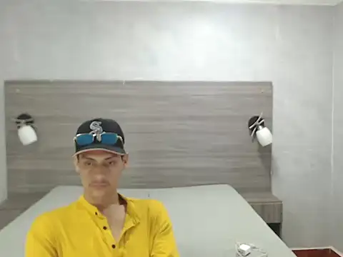 Snapshot of wiltom_ chatting on November 2025 04:15:02 AM wiltom online show from November 2025 04:15:02 AM