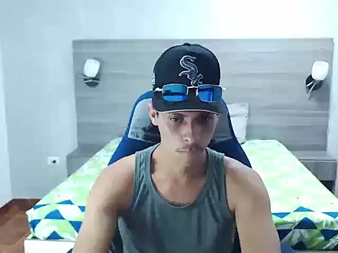 Snapshot of wiltom_ chatting on December 2025 03:36:02 AM wiltom online show from December 2025 03:36:02 AM