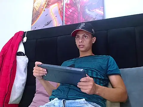 Snapshot of wiltom_ chatting on December 2025 07:51:02 PM wiltom online show from December 2025 07:51:02 PM