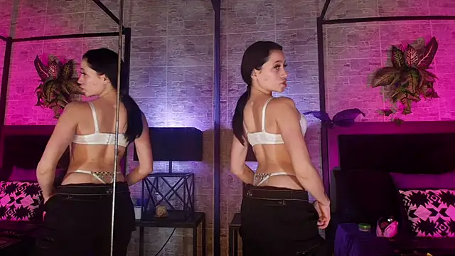 Snapshot of Natasha_Dior chatting on November 2025 12:30:01 PM Natasha Dior online show from November 2025 12:30:01 PM