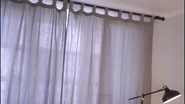 Snapshot of Helenspenss_ chatting on November 2025 10:48:02 AM Helenspenss online show from November 2025 10:48:02 AM