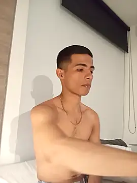 El-jhon online show from November 2025 02:43:01 AM