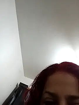 Snapshot of LAPOTRA_04 chatting on November 2025 05:04:02 PM LAPOTRA 04 online show from November 2025 05:04:02 PM