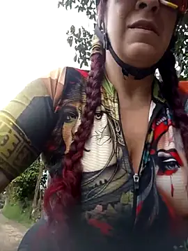 Snapshot of LAPOTRA_04 chatting on November 2025 03:22:02 PM LAPOTRA 04 online show from November 2025 03:22:02 PM