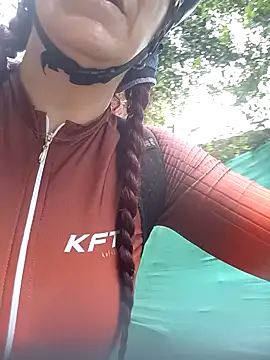 Snapshot of LAPOTRA_04 chatting on November 2025 12:05:02 PM LAPOTRA 04 online show from November 2025 12:05:02 PM