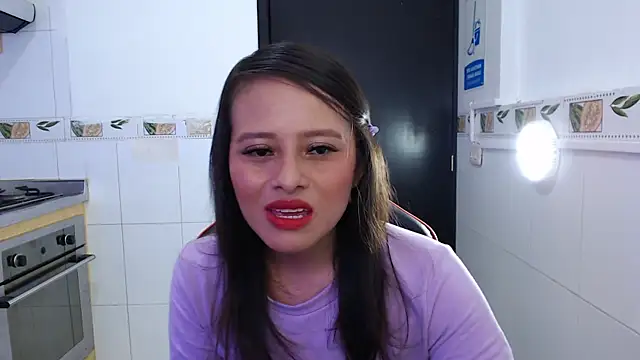 Snapshot of karla_al chatting on November 2025 07:13:01 PM karla al online show from November 2025 07:13:01 PM