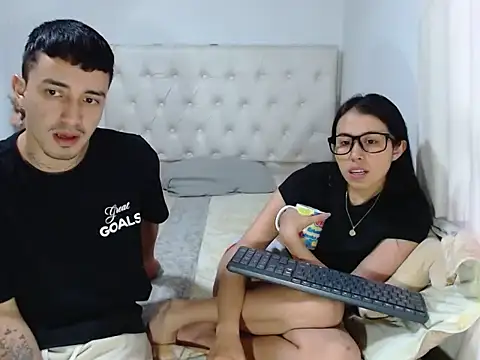 Snapshot of BIJOU_SECRET chatting on November 2025 10:19:02 PM BIJOU SECRET online show from November 2025 10:19:02 PM