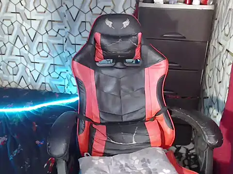 Snapshot of slimraz02 chatting on November 2025 01:37:01 AM slimraz02 online show from November 2025 01:37:01 AM