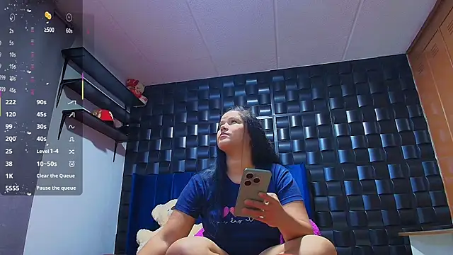 Snapshot of Kesha_rosse_ chatting on November 2025 05:51:02 AM Kesha rosse online show from November 2025 05:51:02 AM