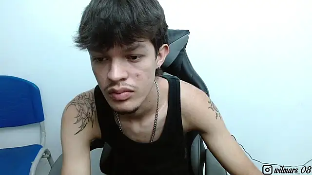 BrayanOconer08 online show from November 2025 04:11:02 AM