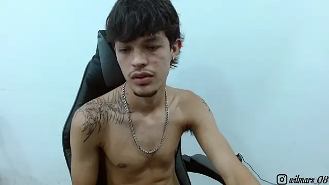 BrayanOconer08 online show from November 2025 05:40:01 AM