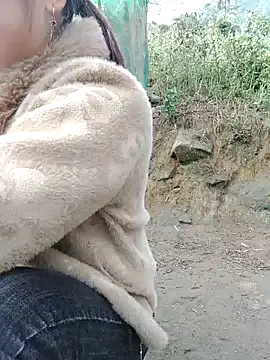 yeu-yeu online show from December 2025 01:24:02 AM