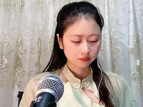 Snapshot of nuannuan35593 chatting on October 2025 11:36:01 AM nuannuan35593 online show from October 2025 11:36:01 AM