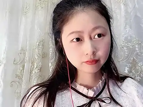 Snapshot of nuannuan35593 chatting on November 2025 12:04:02 PM nuannuan35593 online show from November 2025 12:04:02 PM