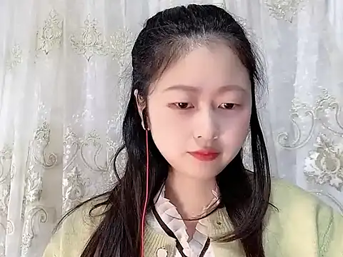 Snapshot of nuannuan35593 chatting on November 2025 12:06:01 PM nuannuan35593 online show from November 2025 12:06:01 PM