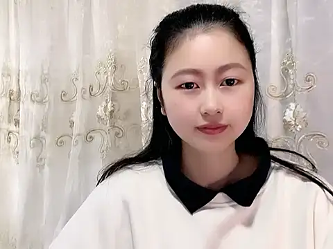 Snapshot of nuannuan35593 chatting on December 2025 11:48:01 AM nuannuan35593 online show from December 2025 11:48:01 AM