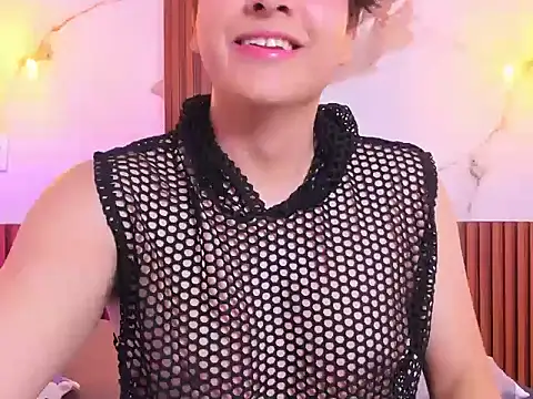 Snapshot of SamLopez1 chatting on November 2025 03:07:01 AM SamLopez1 online show from November 2025 03:07:01 AM