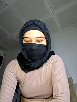 AmirahZahra  online show from October 2025 02:20:01 PM