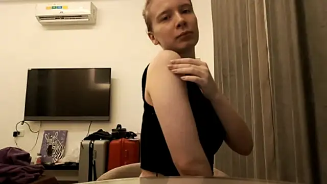 Snapshot of MargaretFairy chatting on November 2025 05:34:02 PM MargaretFairy online show from November 2025 05:34:02 PM