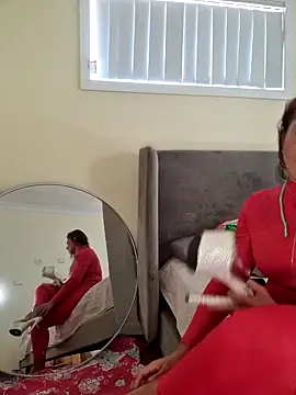 bluebird6767 online show from October 2025 09:20:01 PM