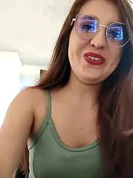 Snapshot of Alyah_1-2 chatting on November 2025 06:18:02 PM Alyah 1-2 online show from November 2025 06:18:02 PM