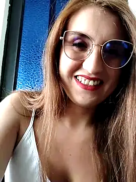 Snapshot of Alyah_1-2 chatting on November 2025 03:23:02 PM Alyah 1-2 online show from November 2025 03:23:02 PM