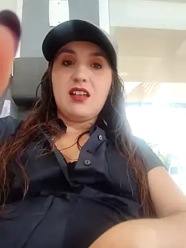 Snapshot of Alyah_1-2 chatting on November 2025 05:06:02 PM Alyah 1-2 online show from November 2025 05:06:02 PM