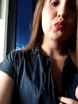 Snapshot of Alyah_1-2 chatting on December 2025 03:21:02 PM Alyah 1-2 online show from December 2025 03:21:02 PM