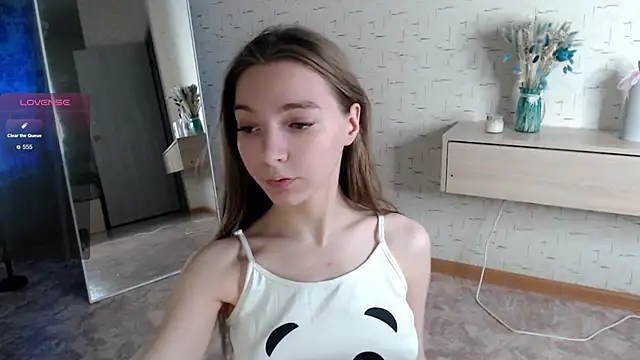 Snapshot of miragge_ chatting on October 2025 12:03:01 AM miragge online show from October 2025 12:03:01 AM