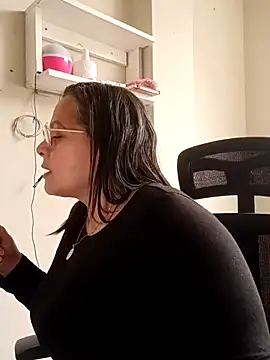 Snapshot of Angie_milf50 chatting on November 2025 03:12:01 PM Angie milf50 online show from November 2025 03:12:01 PM