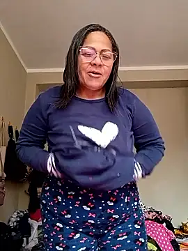 Snapshot of Angie_milf50 chatting on November 2025 03:23:01 PM Angie milf50 online show from November 2025 03:23:01 PM