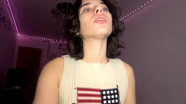 Snapshot of LilithFlamey chatting on November 2025 04:09:02 PM LilithFlamey online show from November 2025 04:09:02 PM