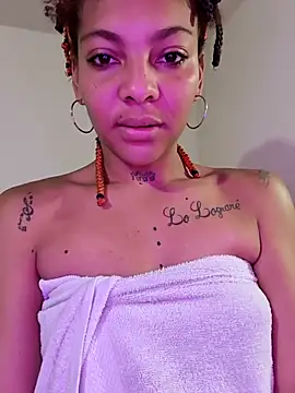 Snapshot of leona_sumiza chatting on November 2025 06:51:01 PM leona sumiza online show from November 2025 06:51:01 PM