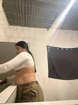 Snapshot of Fresita111 chatting on November 2025 06:19:01 PM Fresita111 online show from November 2025 06:19:01 PM