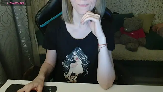 Snapshot of _Alisa_Allison_ chatting on October 2025 03:05:02 PM Alisa Allison online show from October 2025 03:05:02 PM