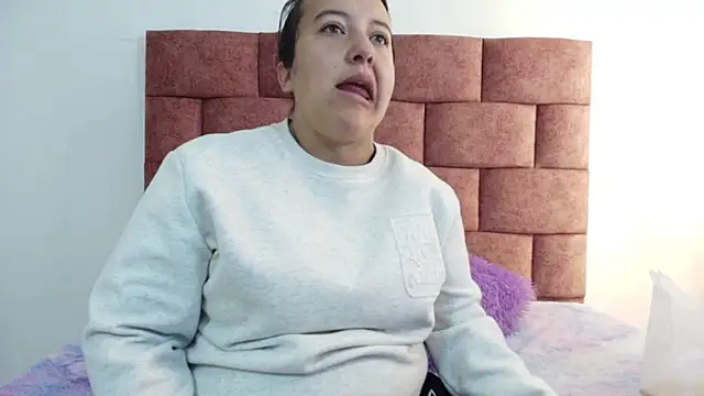 Snapshot of Fat_Dirty_0limits chatting on November 2025 11:54:01 AM Fat Dirty 0limits online show from November 2025 11:54:01 AM