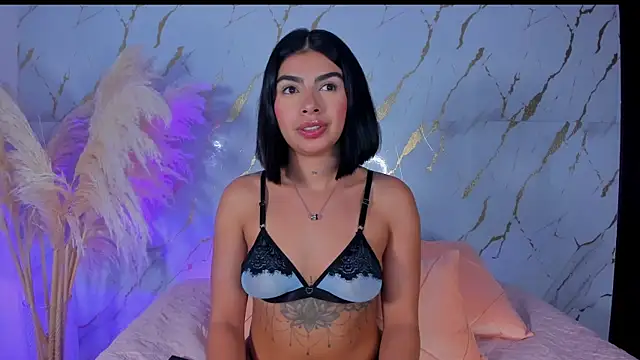 Snapshot of Julig01 chatting on November 2025 01:26:01 AM Julig01 online show from November 2025 01:26:01 AM