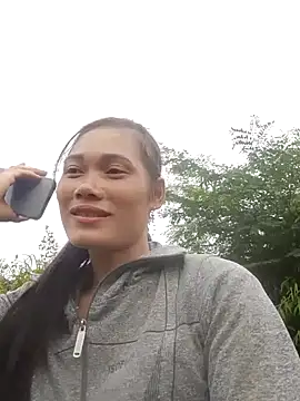 Snapshot of doggy-00 chatting on October 2025 08:05:02 AM doggy-00 online show from October 2025 08:05:02 AM