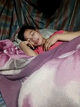 Snapshot of doggy-00 chatting on November 2025 01:45:01 PM doggy-00 online show from November 2025 01:45:01 PM