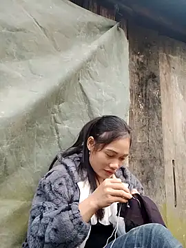 Snapshot of doggy-00 chatting on November 2025 08:36:02 AM doggy-00 online show from November 2025 08:36:02 AM