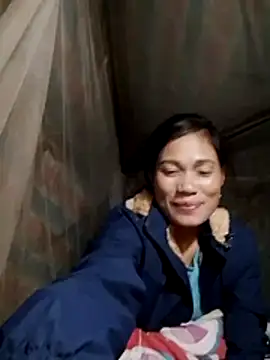 Snapshot of doggy-00 chatting on November 2025 01:04:01 PM doggy-00 online show from November 2025 01:04:01 PM