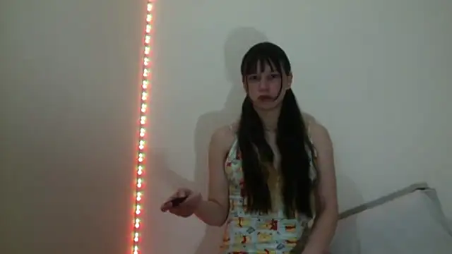 Snapshot of My_Meloddy chatting on December 2025 02:31:01 AM My Meloddy online show from December 2025 02:31:01 AM