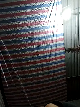 Snapshot of bella-la chatting on November 2025 10:57:02 AM bella-la online show from November 2025 10:57:02 AM